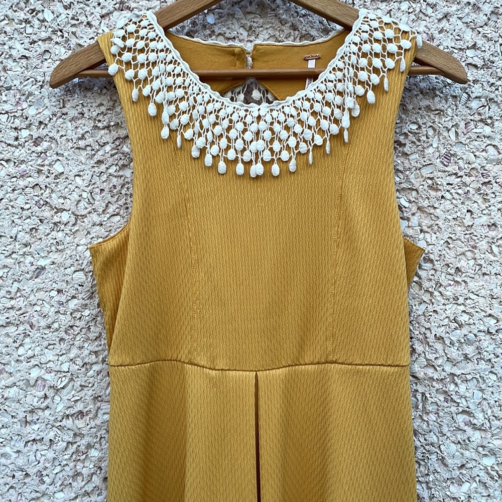❣️HOST PICK❣️ Free People Babydoll Collar Dress in Mustard - Picture 1 of 7